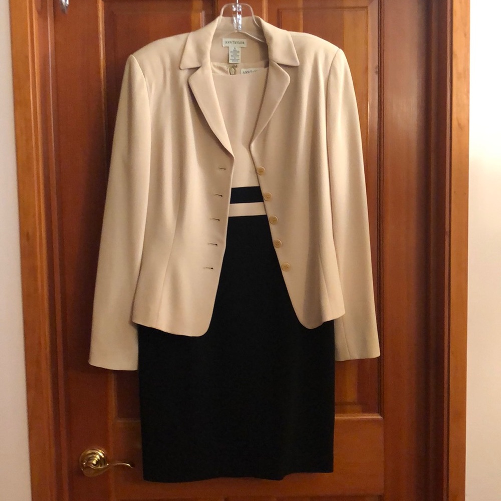 ANN TAYLOR  suit dress with jacket